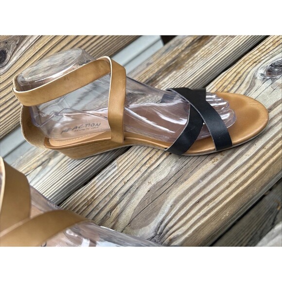 Kenneth Cole Reaction Black/Tan Wedge 1 Inch Sandals Size 7.5 - Picture 3 of 7